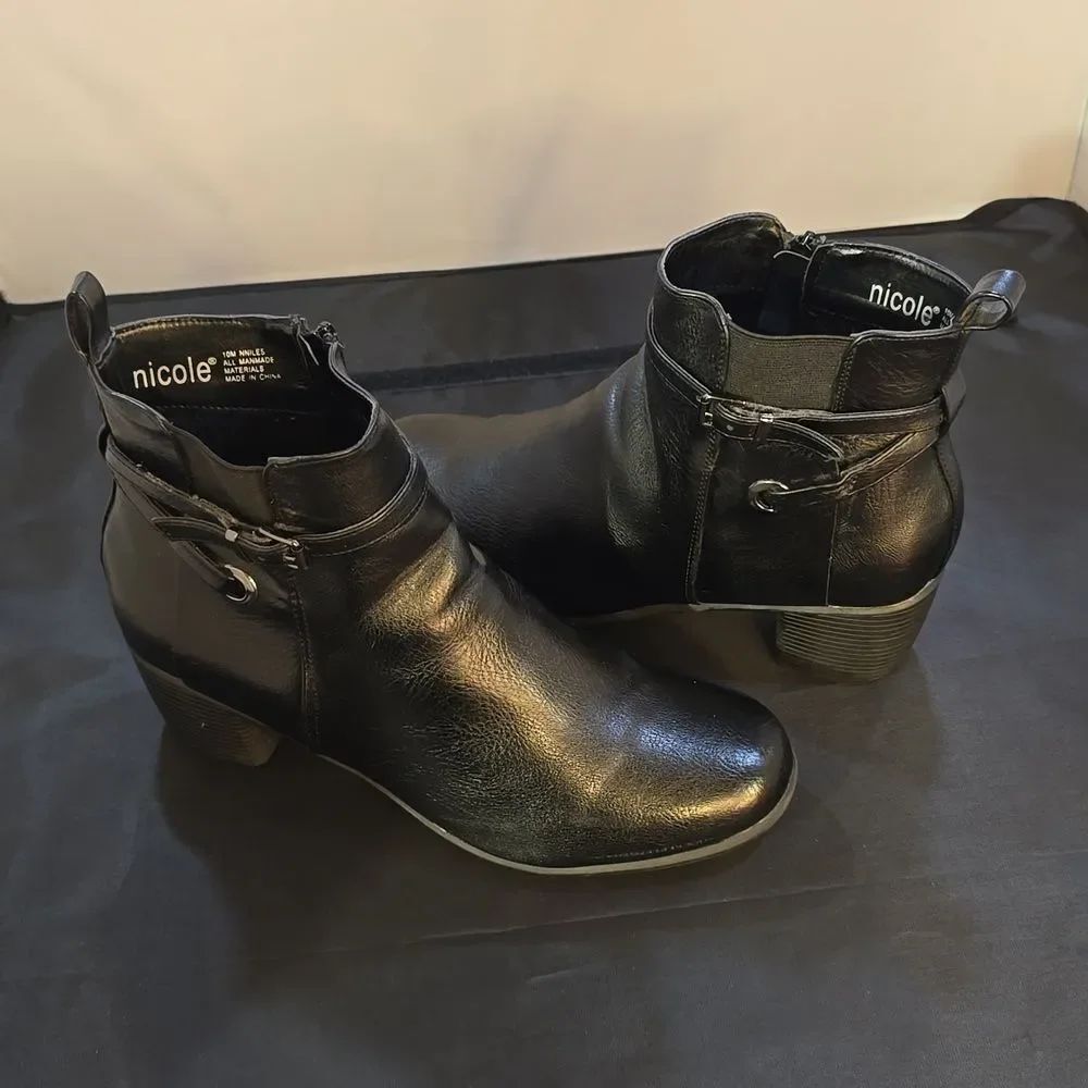 NICOLE ZIPPER CLOSURE ROUND-TOE WOMEN'S ANKLE BOOTIES - Picture 7 of 15
